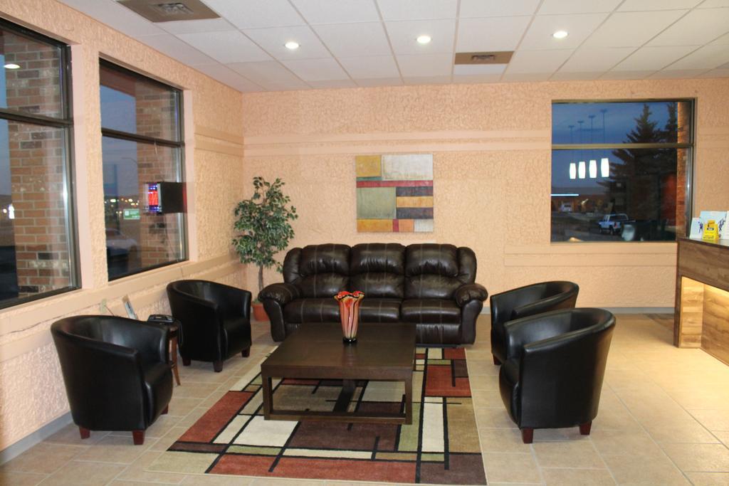Travelodge By Wyndham Swift Current Exterior foto