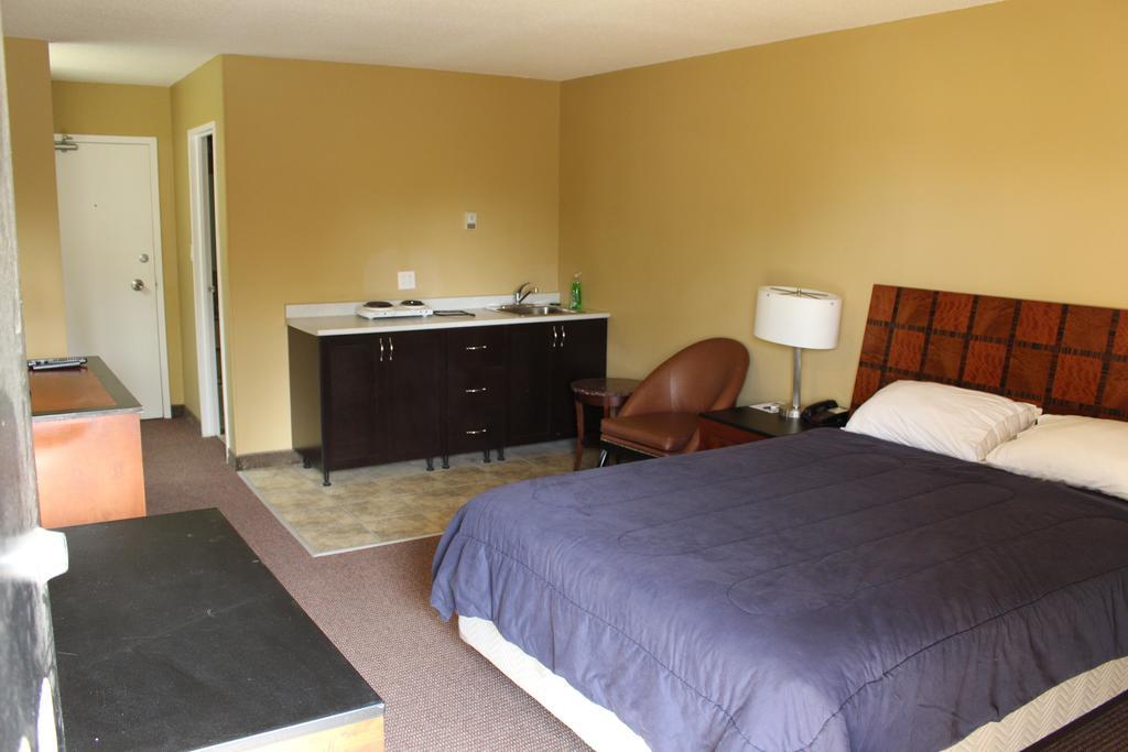 Travelodge By Wyndham Swift Current Exterior foto